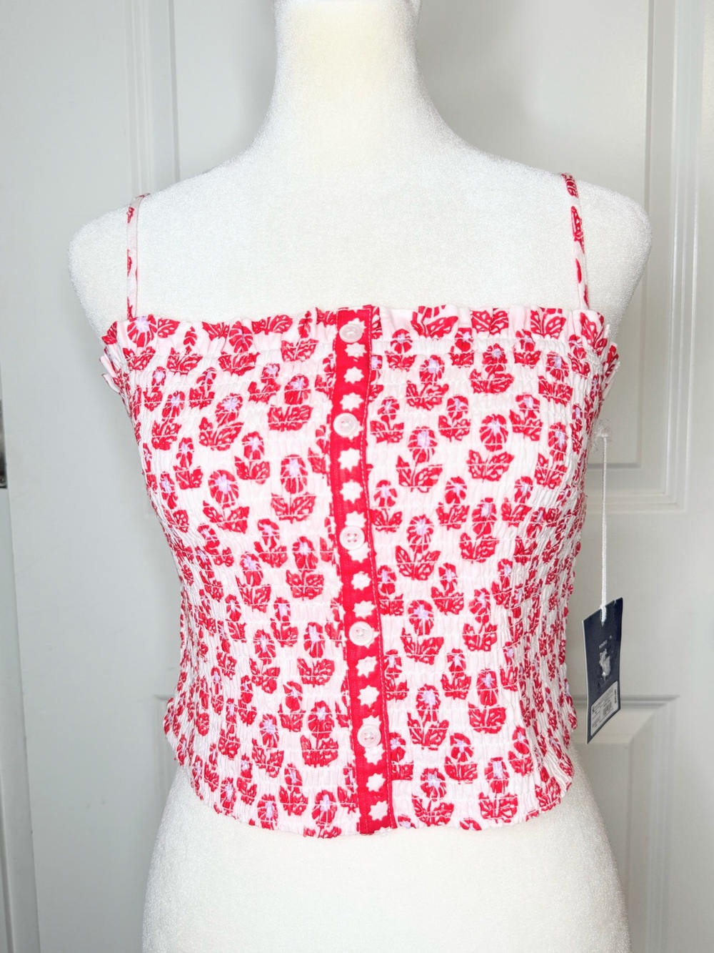 Roller Rabbit Medium Red Floral Smocked Crop Top Cami Button Front NWT